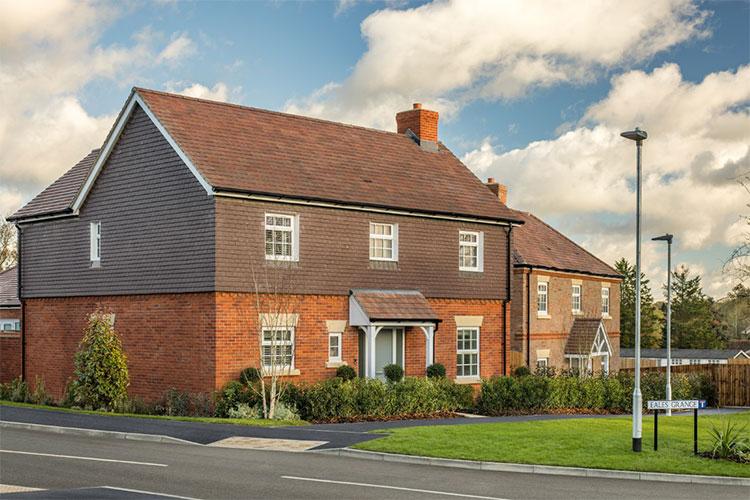 Deanfield Rise sees success in Binfield news article