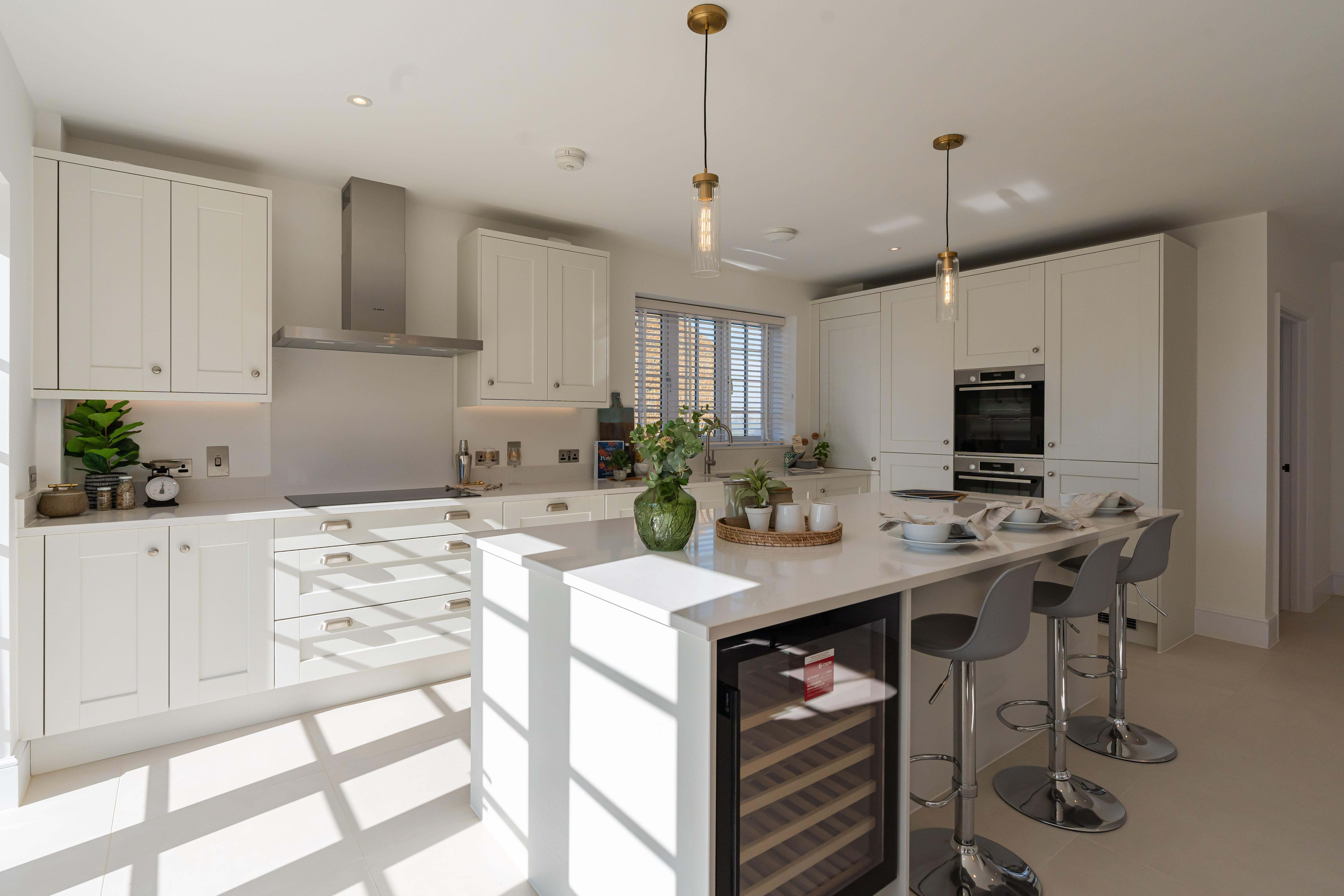 contemporary kitchen of 4 bedroom detached house in Sibford Ferris