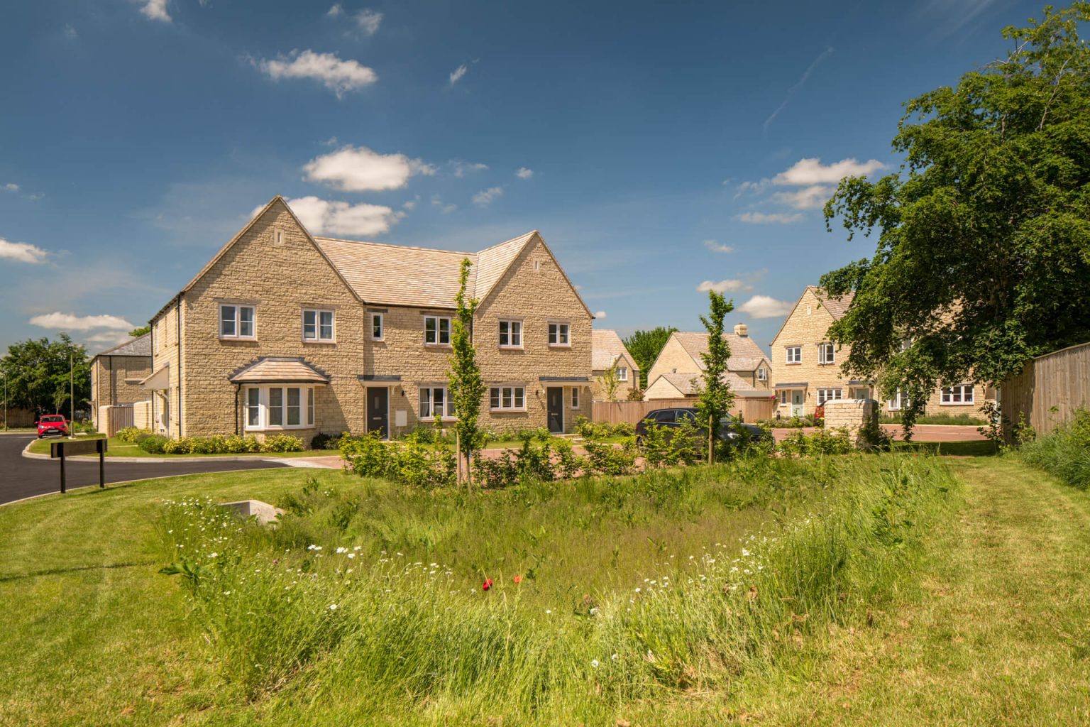 A chance to reserve early at Deanfield Grange, ShiptonUnderWychwood